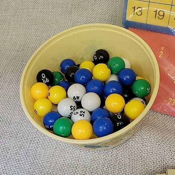 Huge Bingo bundle, 1974 vintage Bingo - Picture 6 of 13